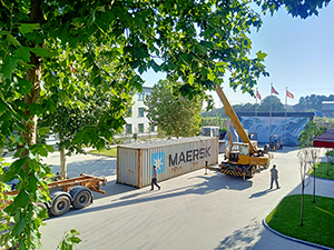 印度尼西亞石膏粉生產(chǎn)線(xiàn)發(fā)貨，今天裝了一個(gè)集裝箱，明天繼續(xù)。